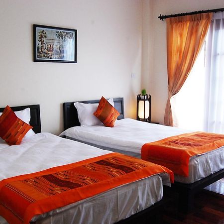 Vayakorn Inn Vientiane Bagian luar foto