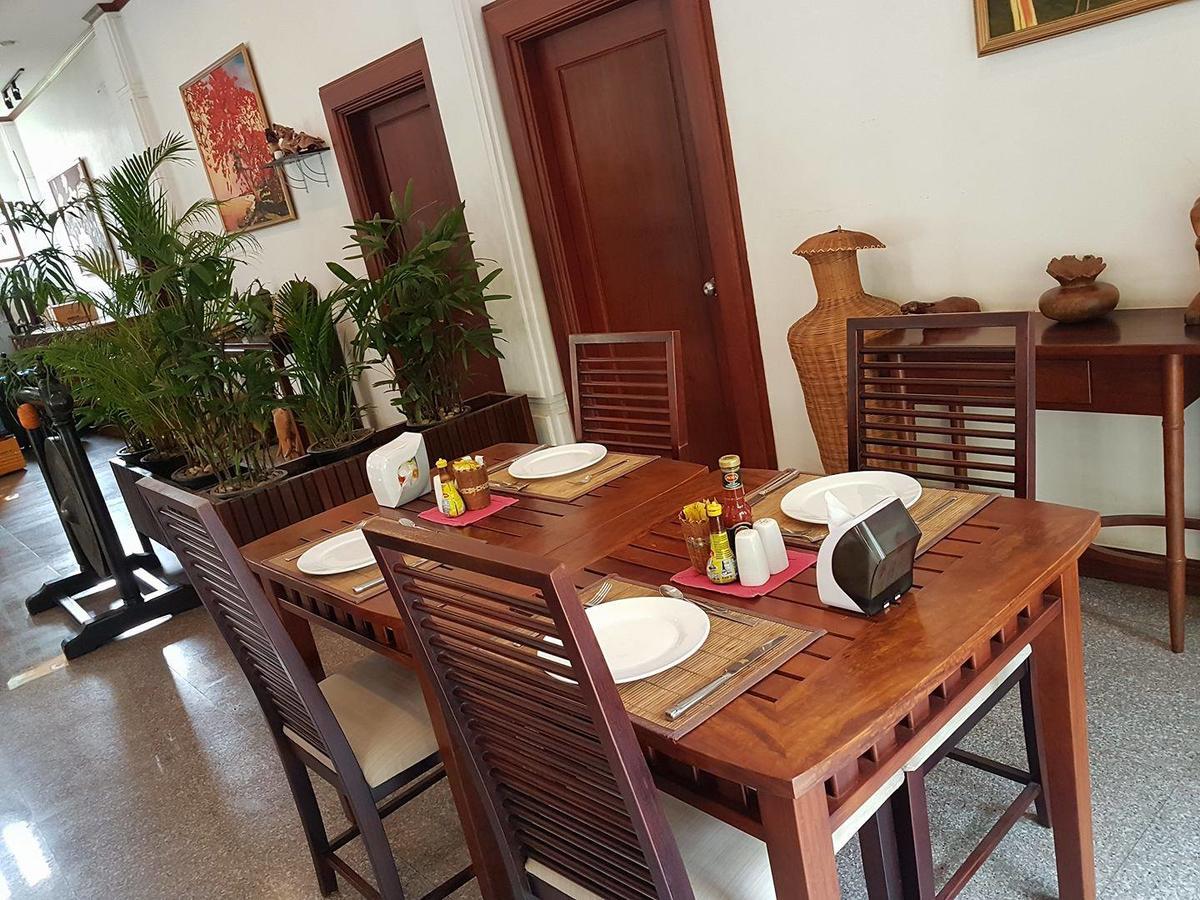 Vayakorn Inn Vientiane Bagian luar foto