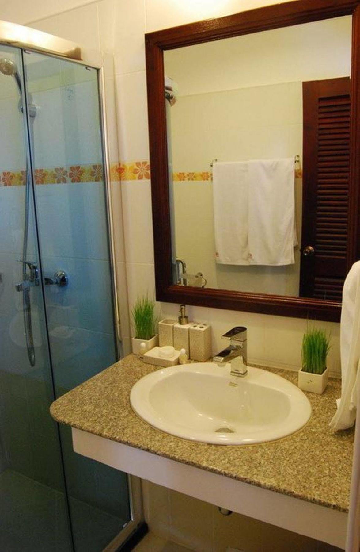 Vayakorn Inn Vientiane Bagian luar foto